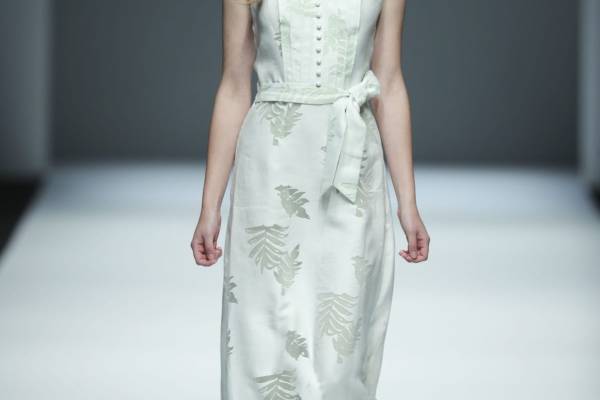 2020年Yiwen Studio春夏上海时装秀