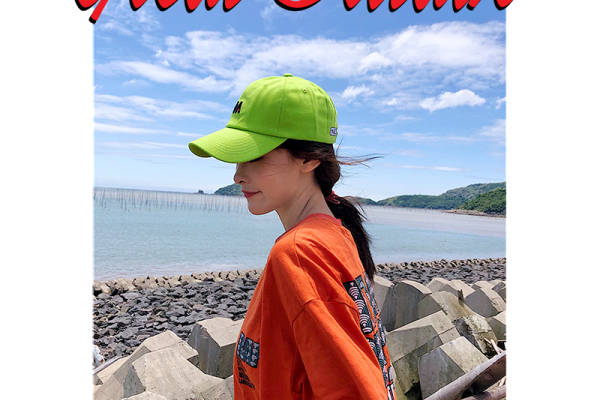 韩版美女海边字母NIKE标印花矢量图服装裁片T恤烫图印花花型素材