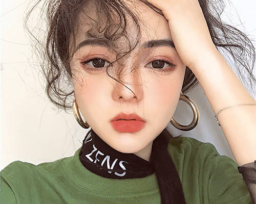 女士人物字母潮牌印花图案服装裁片T恤卫衣烫图印花花型素材