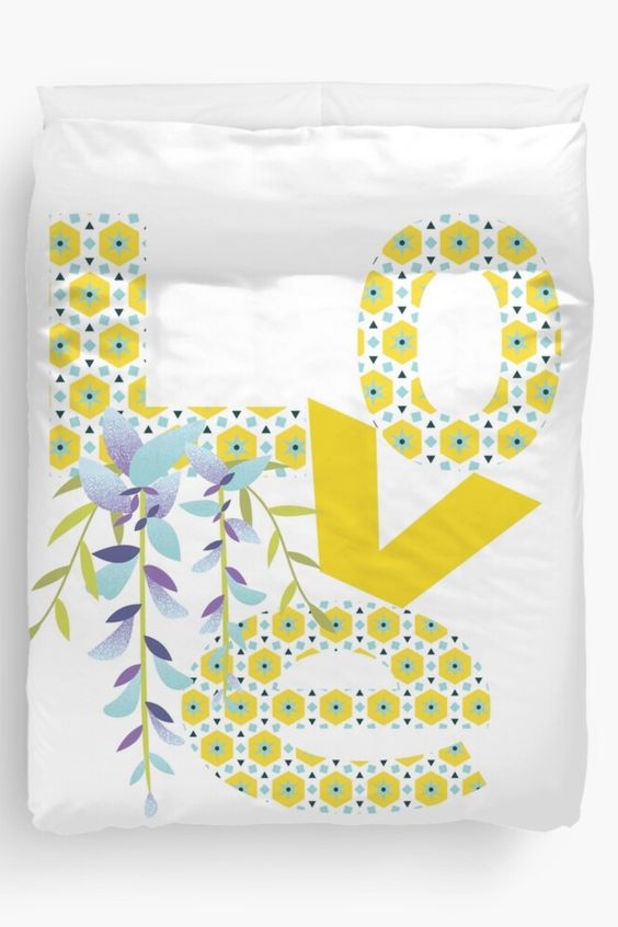 Love Pattern Duvet cover with Japanese Flower, with beautiful spring and summer colors yellow, blue and mauve.