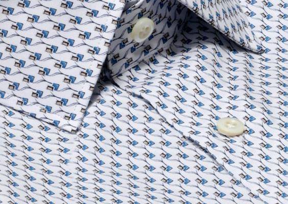 The Cortland shirt is tailored to your personality. The minimalist pattern and subtle contrast fabric details make for a wardrobe essential. Made from high-performance woven cotton with added comfort, it's timeless essential for every modern man. You'll enjoy how well our dress shirt holds its shape from day one. DETAILS Men's luxury dress shirt100% premium luxury cottonContemporary regular fitDeco print designSignature neck pipingContrast mitered cuff and hidden front placket detailSpread colla