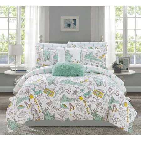 A fun comforter set that captures the hustle and bustle of life in the Big Apple, perfect for back to school (or college) with everything you need to a transform a child’s bedroom or a dorm. The comforter features a printed New York theme complete with the NY skyline and Lady Liberty on the face and a Statue of Liberty pattern print the reverse. Design coordinated super-soft microfiber sheets, reversible pillow shams, a printed “Lady Liberty” decorative pillow and a plush, shaggy faux fur throw