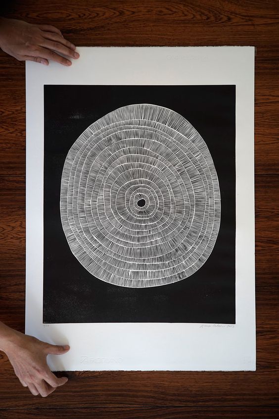 CREATING A LINOCUT PRINT – BEYOND THE MIDDLE — Anna Curtius