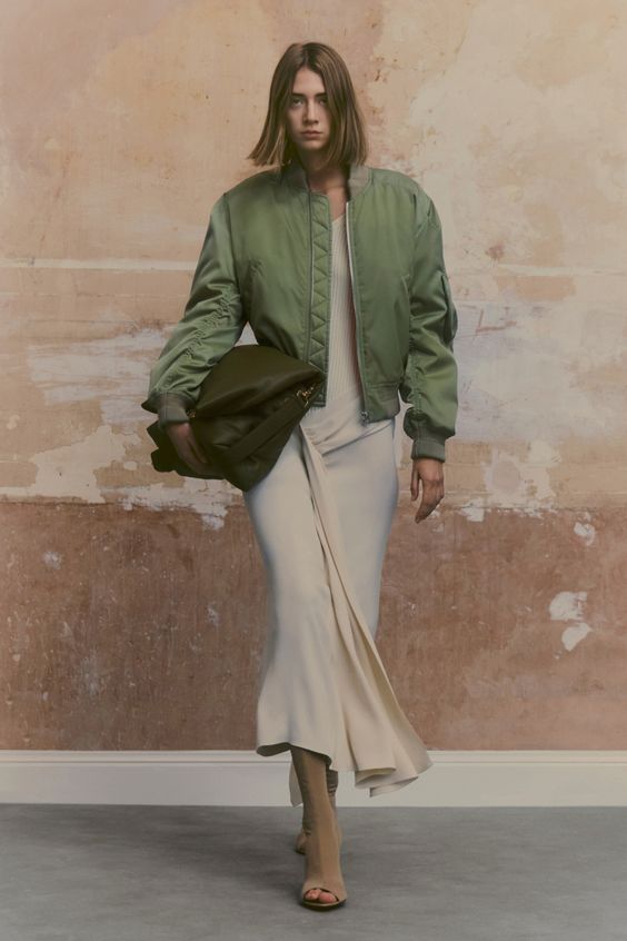 Victoria Beckham Resort 2024 Fashion Show