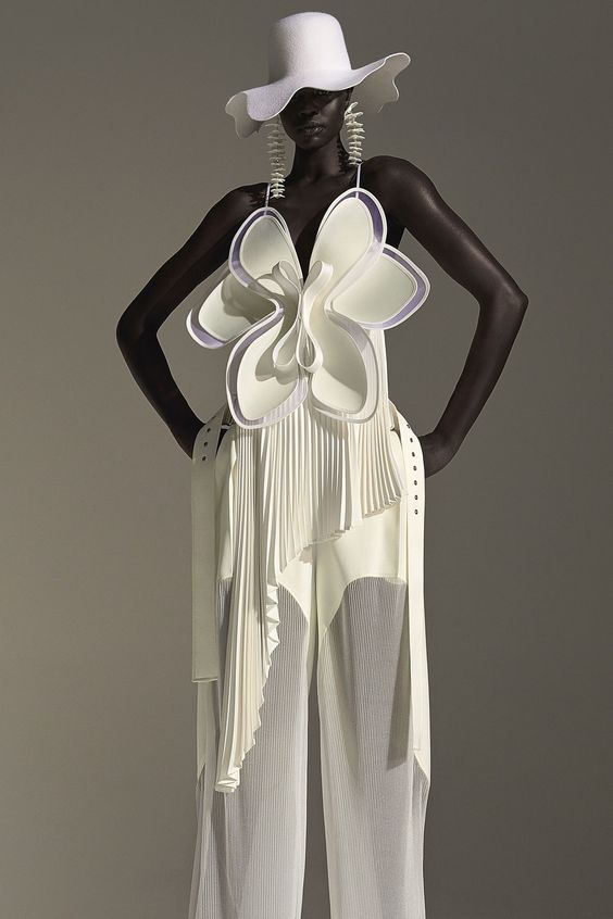 Robert Wun Prêt-À-Porter Automne-Hiver 2020-2021 – Défilé | Vogue Paris