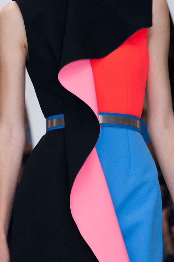 GIVENCHY RUNWAY: Photo