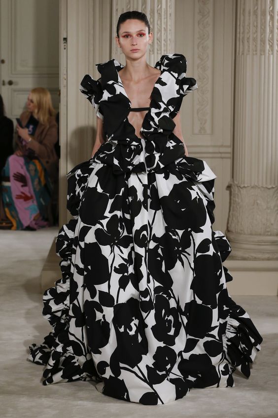 Valentino Spring 2018 Couture Collection