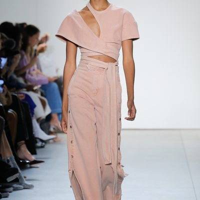 Simkhai Spring 2018 Ready-to-Wear Fashion Show