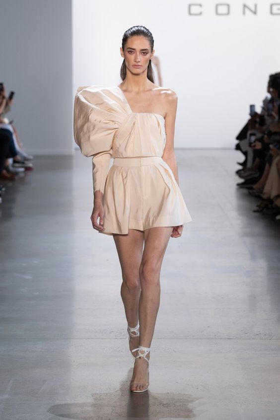 Cong Tri Spring 2020 Ready-to-Wear Collection