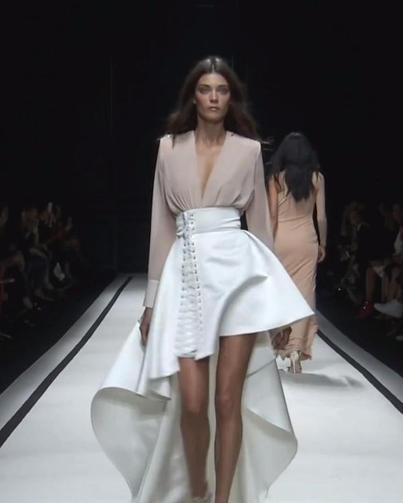 Elisabetta Franchi Look 54. Spring Summer 2016 Ready-to-Wear Collection.