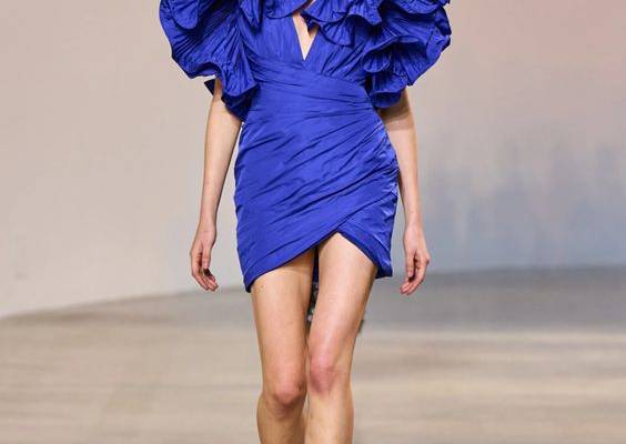 Elie Saab Fall 2022 Ready-to-Wear Collection | Vogue