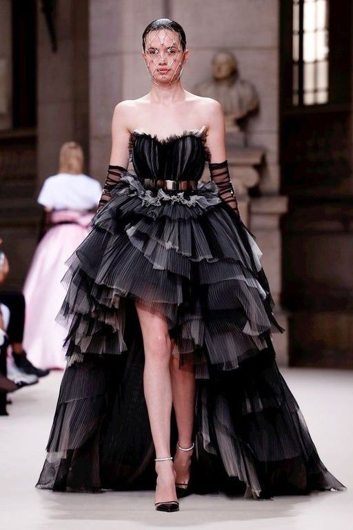 Galia Lahav Fall/Winter 2018 Couture [736×1104]