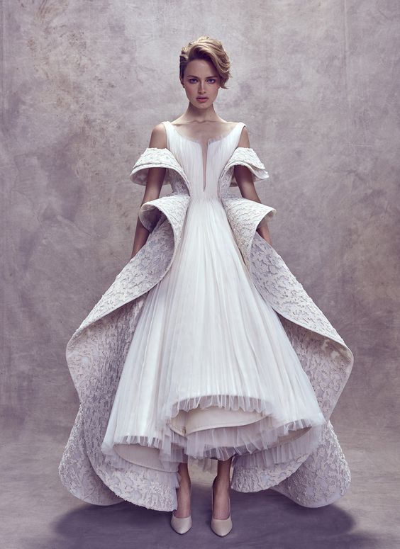 25 Timelessly Beautiful Tea Length Wedding Dresses