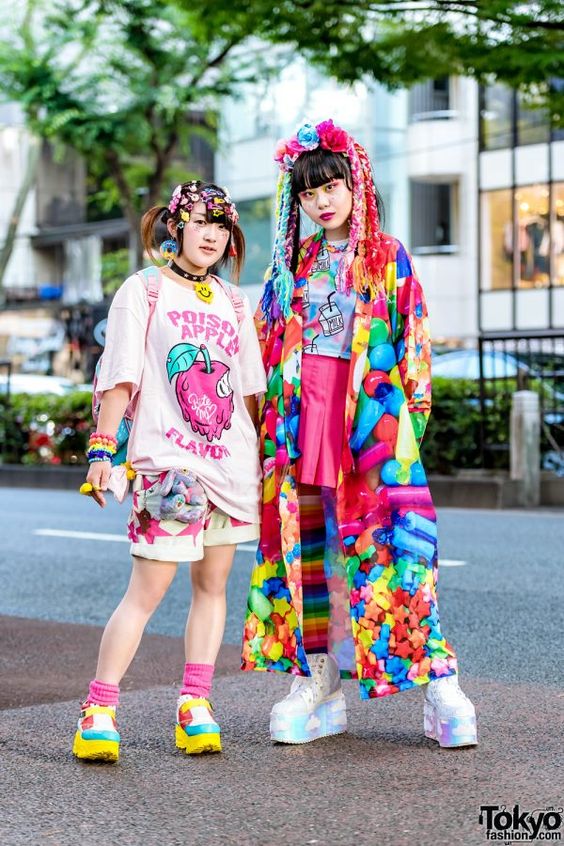 Kawaii Harajuku Street Styles w/ ACDC Rag, Listen Flavor, Super Lovers, LEGO, YRU