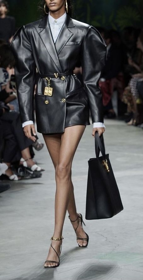 follow me baby ☁️