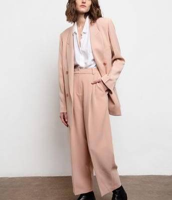 Women’s Pants, Jeans, Skirts, Shorts