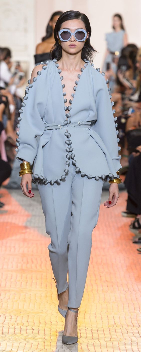 Elie Saab Fall-winter 2018-2019 – Couture