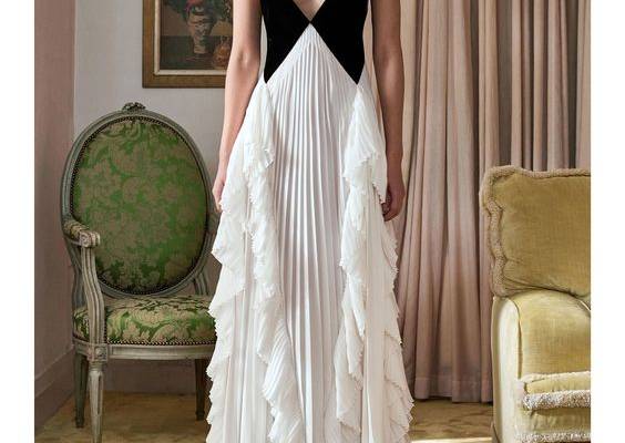 Givenchy Pre-Fall 2018 Collection Photos - Vogue