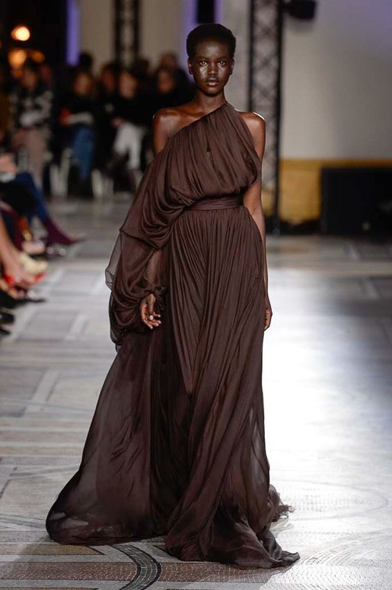 Giambattista Valli Spring 2018 Couture Collection – Vogue