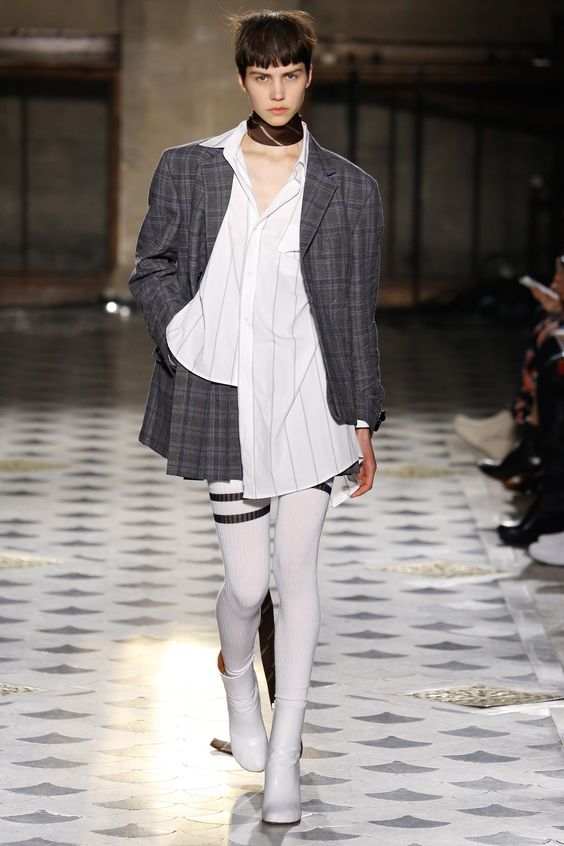 The complete Vetements Fall 2016 Ready-to-Wear fashion show now on Vogue Runway.