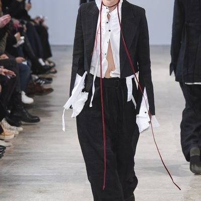 Ann Demeulemeester Fall 2017 Menswear Fashion Show