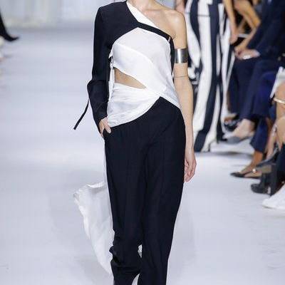 Ann Demeulemeester Spring 2017 Ready-to-Wear Collection