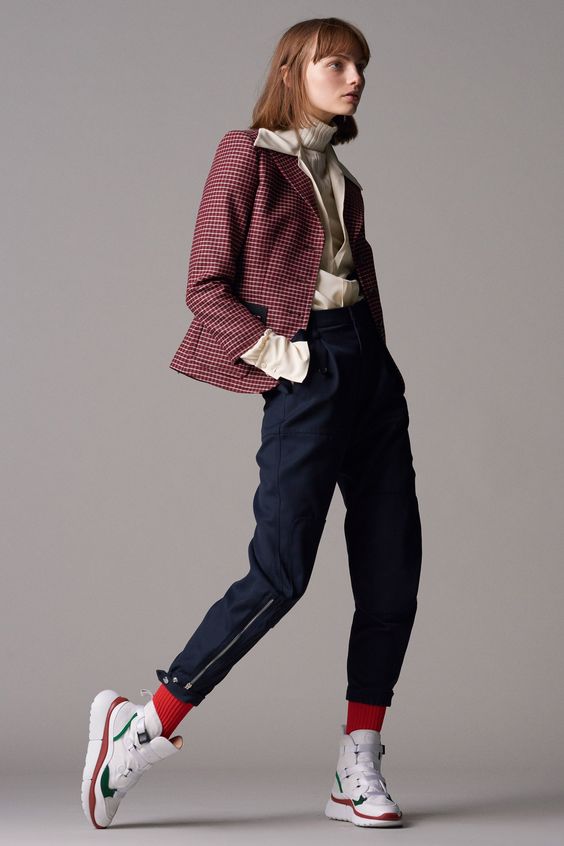 Chloé Pre-Fall 2018 Collection Photos – Vogue