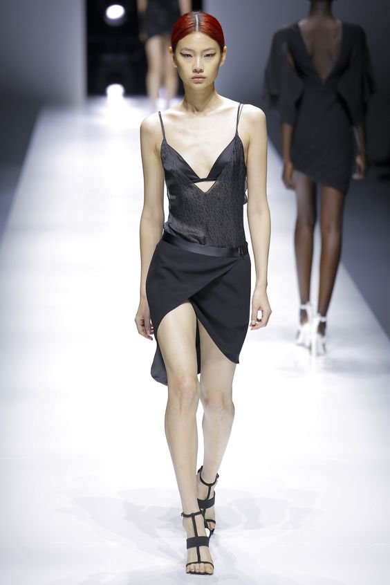 Lanvin Spring 2018 Ready-to-Wear Fashion Show