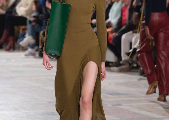 Jacquemus Fall 2018 Ready-to-Wear Collection - Vogue