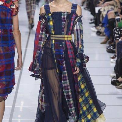 Sacai Spring 2018 Ready-to-Wear Collection Photos - Vogue