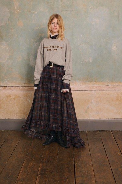 Philosophy di Lorenzo Serafini Pre-Fall 2018 Fashion Show