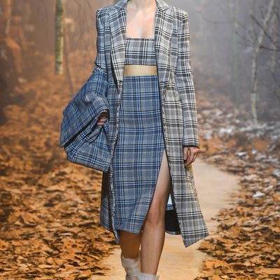 View the complete Fall 2017 collection from Off-White.