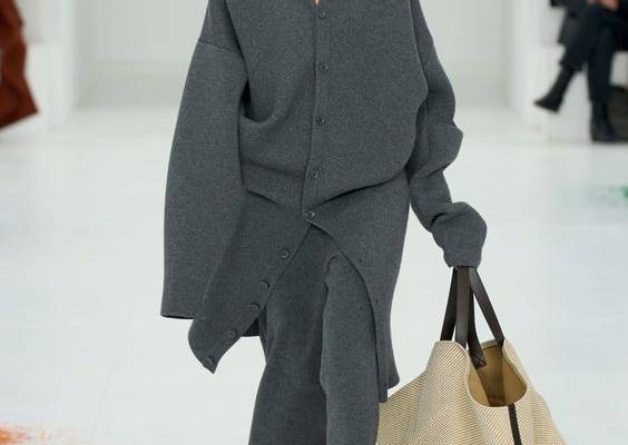 The 9 Biggest Fall 2023 Runway Trends From Paris Fashion Week