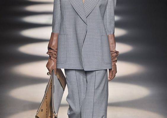 Mugler unveils new collection with star-studded catwalk show