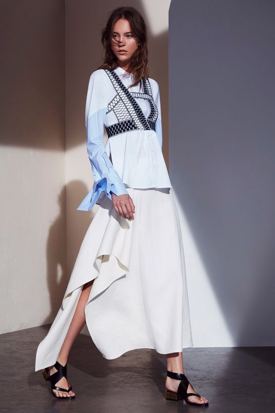 See the complete BCBG Max Azria Resort 2017 collection.