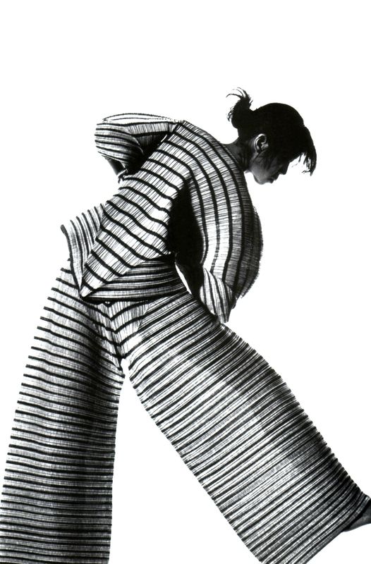 Issey Miyake, 1989 by Irving Penn – Alain.R.Truong