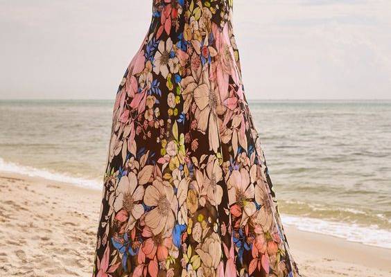 Naeem Khan Resort 2024 Fashion Show | Vogue