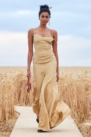 Jacquemus Spring 2021 Ready-to-Wear Collection