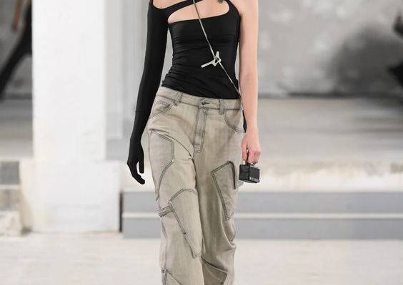 Heliot Emil Puts Pedal to the Metal for Spring 2023 | Vogue