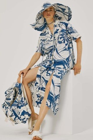 Beatrice .b News, Collections, Fashion Shows, Fashion Week Reviews, and More