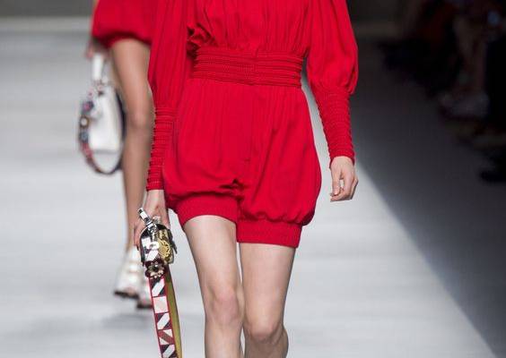 The complete Fendi Spring 2016 Ready-to-Wear fashion show now on Vogue Runway.