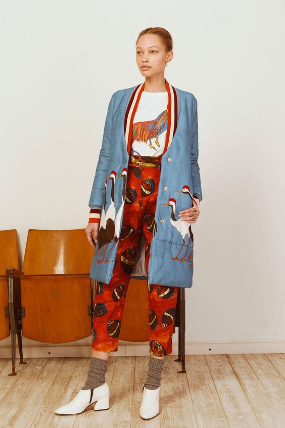 The complete Stella Jean Pre-Fall 2018 fashion show now on Vogue Runway.