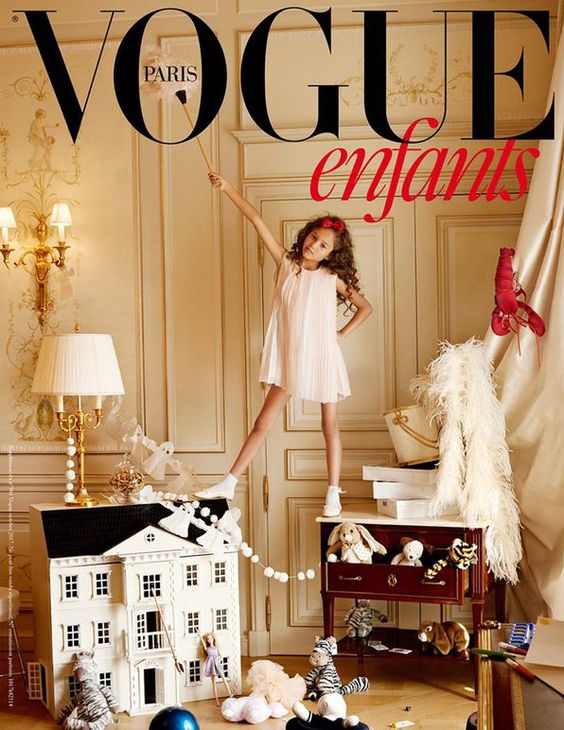 Cara Delevingne en couverture du numéro d’octobre 2017 de Vogue Paris