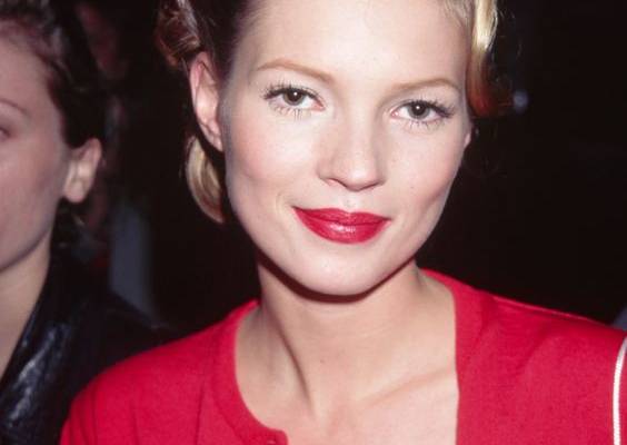 Here’s how to achieve the most memorable supermodel makeup looks in 2023. Tap to see more.