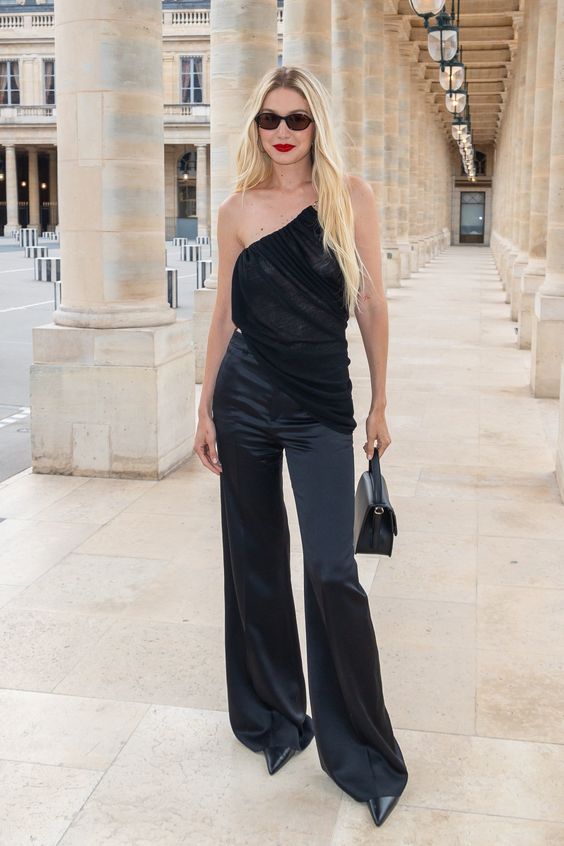 Sometimes, the biggest red carpet statements are the quietest ones. Tap to see more