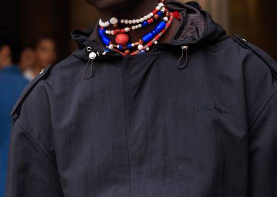 Acielle Tanbetova’s backstage photos give a first glimpse of the coolest accessories, beauty moments, and of course, clothes from the spring 2024 menswear shows in Paris. Tap to see more.