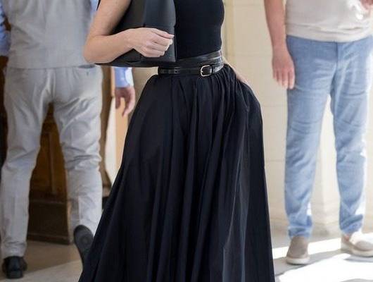 Discover 8 celebrity-approved trends to try this summer. Tap to see more.