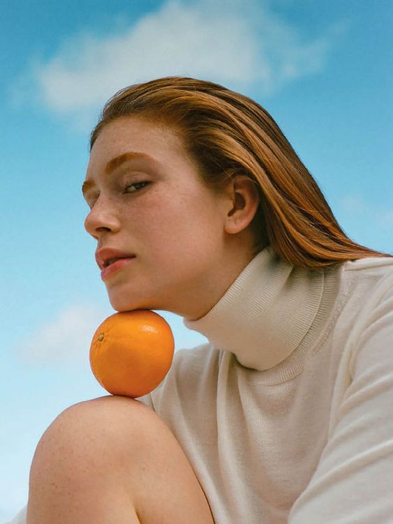 Marina Ruy Barbosa covers Vogue Brazil March 2018 by Zee Nunes