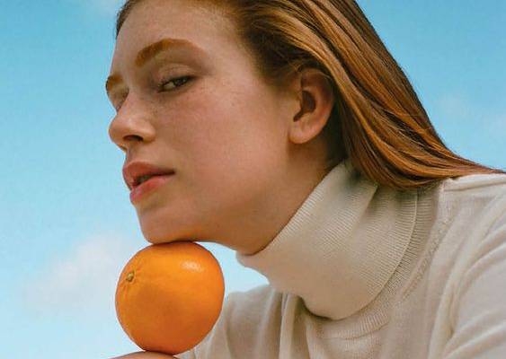 Marina Ruy Barbosa covers Vogue Brazil March 2018 by Zee Nunes