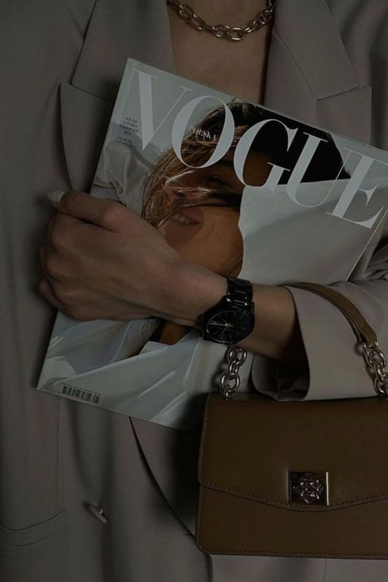 How to write for Vogue